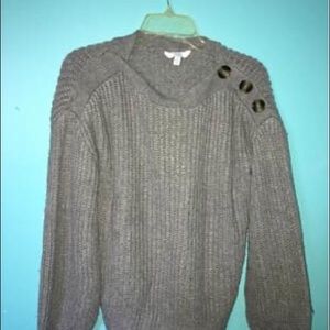 Women’s sweater